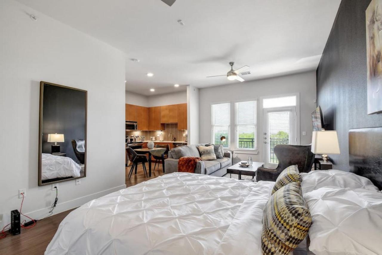 Spacious Close To Riverwalk Free Parking San Antonio