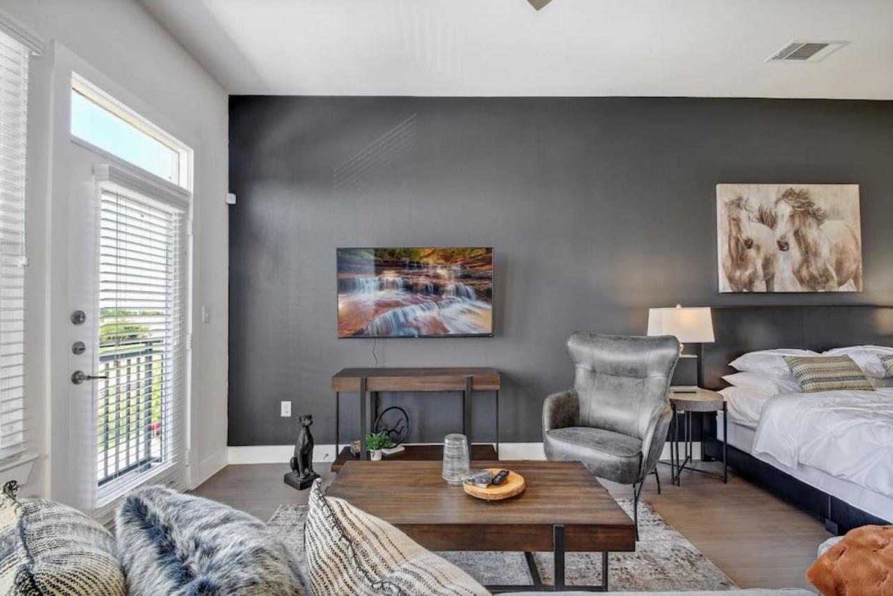 Spacious Close To Riverwalk Free Parking San Antonio